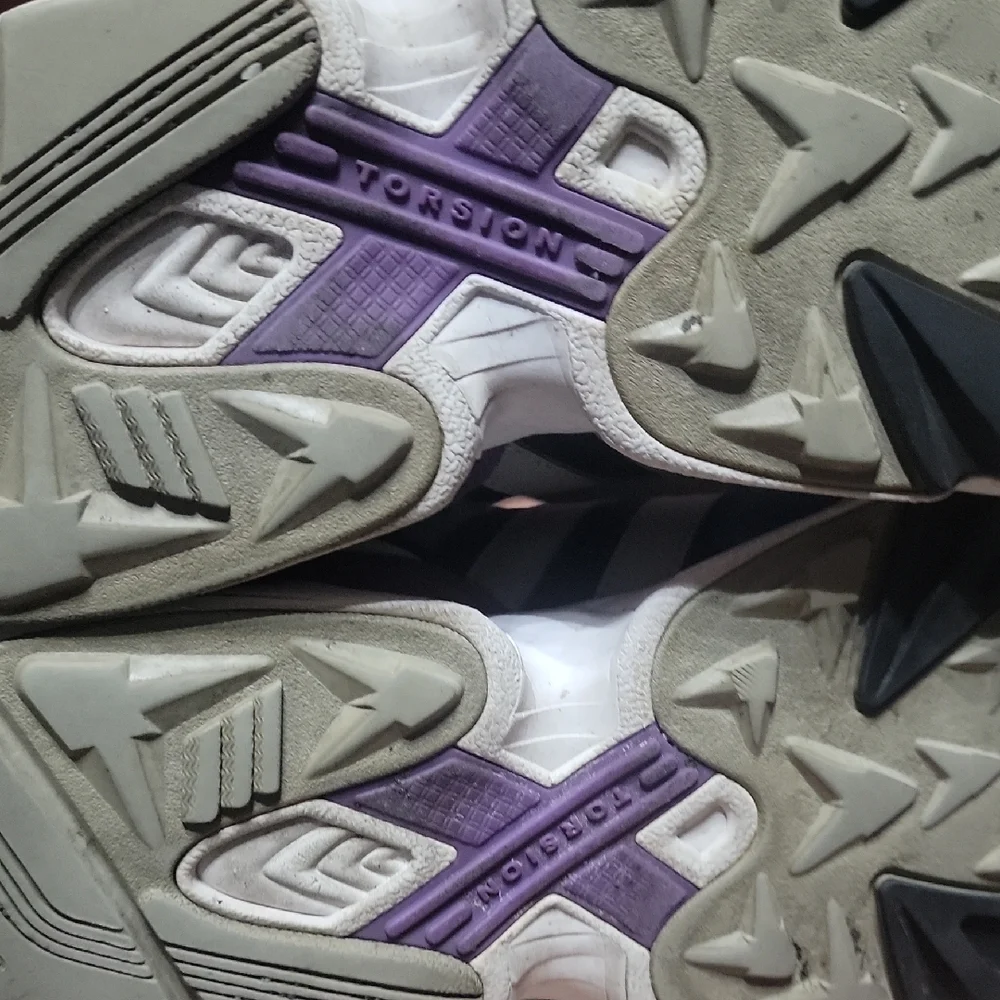 Adidas Size 8 Man Navy and Violet Sneakers Unesex - Picture 13 of 14